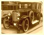 Puch Alpenwagen 1924 messe.jpg
