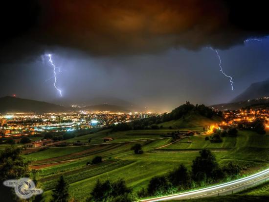 07.07.2015 - Gewitterfront bzw. Blitzspektakel @ Innsbruck (T)