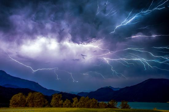 17.07.2015 - Kräftiges Gewitter @ Seengebiet (OÖ)