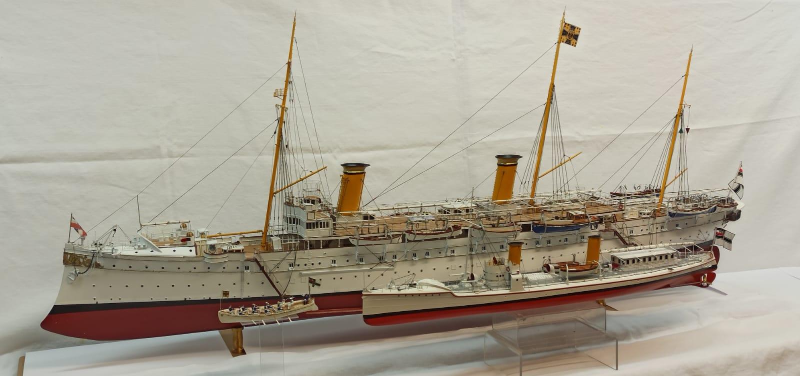 SMY Hohenzollern, Depeschenboot Sleipner und Langboot mit dem Kaiserlichen Paar (2025-11-22) 