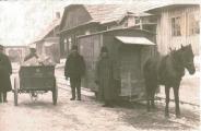 Jezdzacy-domek-na-kolkach_2.jpg